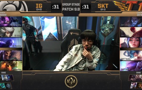 开云体育线上网站-Faker在SKT比赛中爆冷，表现优异引发热议！热度持续攀升