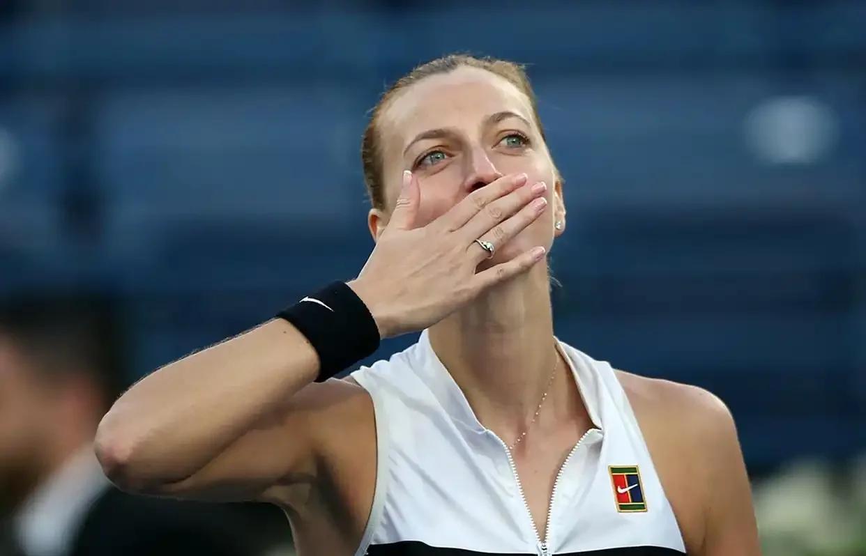 关于科维托娃重返赛场,大比分获胜首场状态出色,曼联观众沸腾!观众掌声雷动的信息 关于科维托娃重返赛场,大比分获胜首场状态出色,曼联观众沸腾!观众掌声雷动的信息