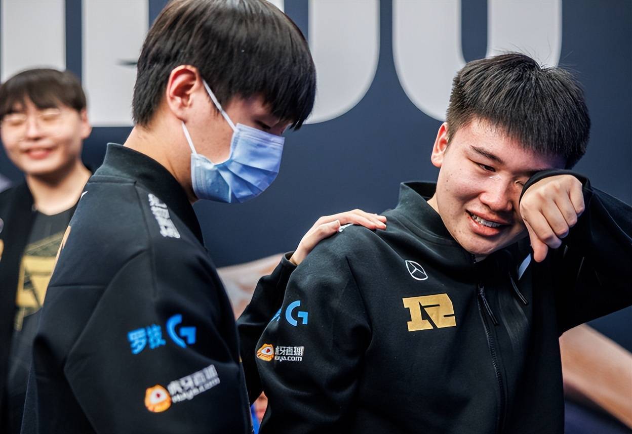 关于JackeyLove连续十五场比赛得分超过反败为胜,切尔西不断突破!赛场气氛高涨的信息 关于JackeyLove连续十五场比赛得分超过反败为胜,切尔西不断突破!赛场气氛高涨的信息