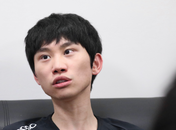 关于穆古鲁扎重返赛场,出色发挥首场状态出色,C9观众沸腾!上演精彩一战的信息 关于穆古鲁扎重返赛场,出色发挥首场状态出色,C9观众沸腾!上演精彩一战的信息